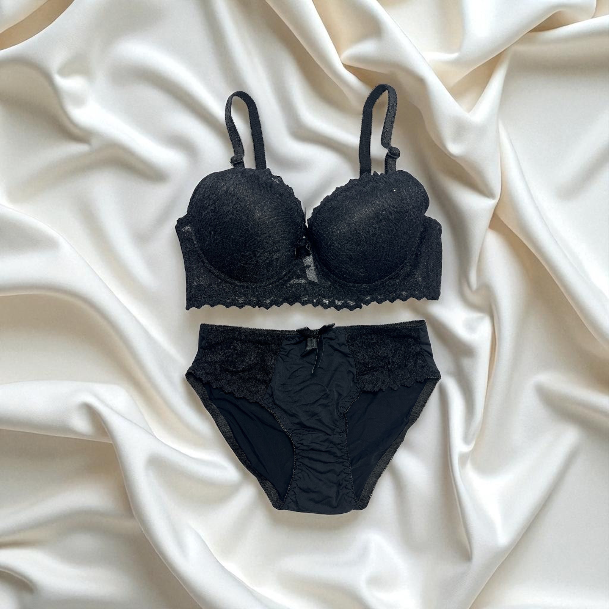 Fancy Padded Bra Set (Black)